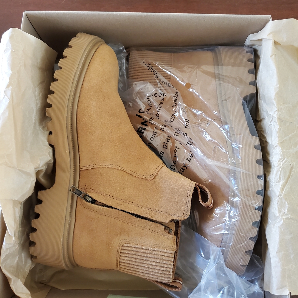 Tan Women's Boots